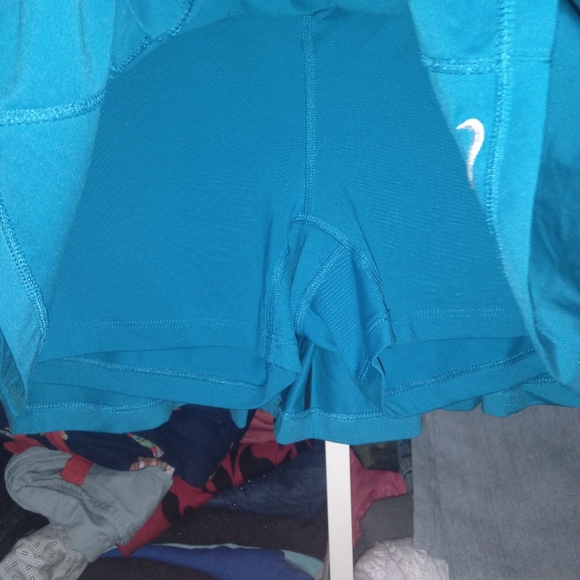 Nike Tennis Skirt Medium 💙 - Picture 5 of 12